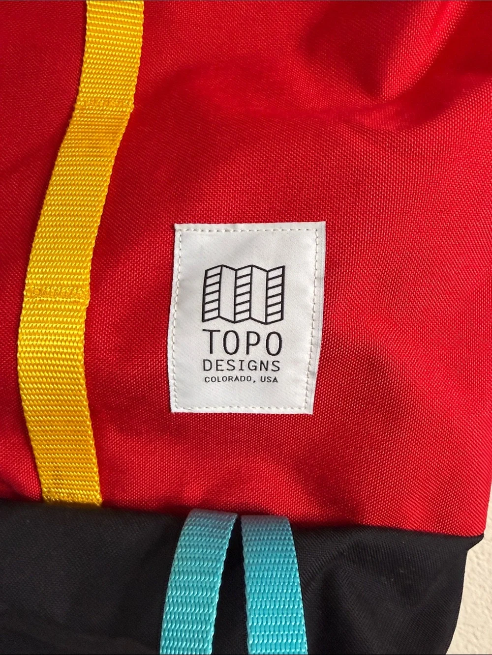 Topo Designs color block